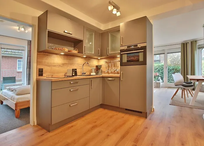 Am Rosenhain 8 Am Rosenhain 8 2 *