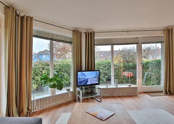 Am Rosenhain 8 Am Rosenhain 8 2 * Timmendorfer Strand